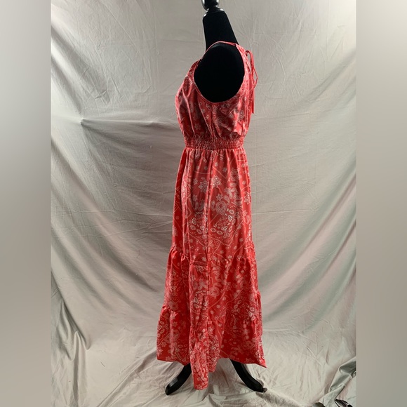 Paisley Print Ruffle Hem Halter Dress - Picture 8 of 9